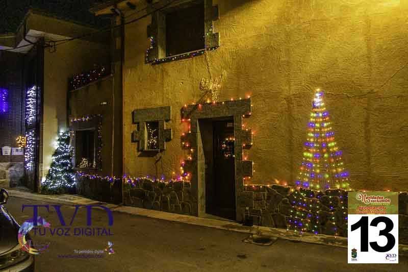 La Iluminación de Fachadas Navideñas llena de magia “Navidades con Ilusión” en Tábara 45