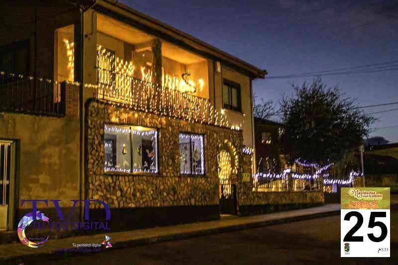 La Iluminación de Fachadas Navideñas llena de magia “Navidades con Ilusión” en Tábara 81