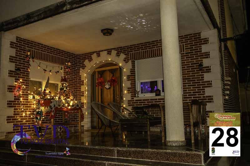 La Iluminación de Fachadas Navideñas llena de magia “Navidades con Ilusión” en Tábara 92