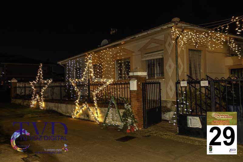 La Iluminación de Fachadas Navideñas llena de magia “Navidades con Ilusión” en Tábara 95