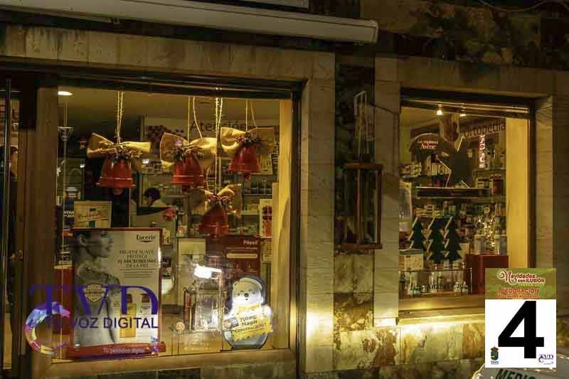 La Iluminación de Fachadas Navideñas llena de magia “Navidades con Ilusión” en Tábara 20