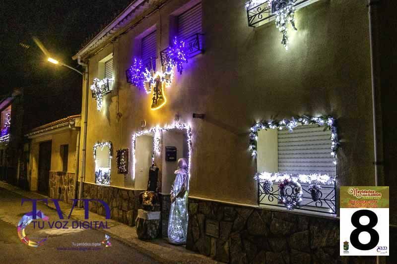 La Iluminación de Fachadas Navideñas llena de magia “Navidades con Ilusión” en Tábara 30