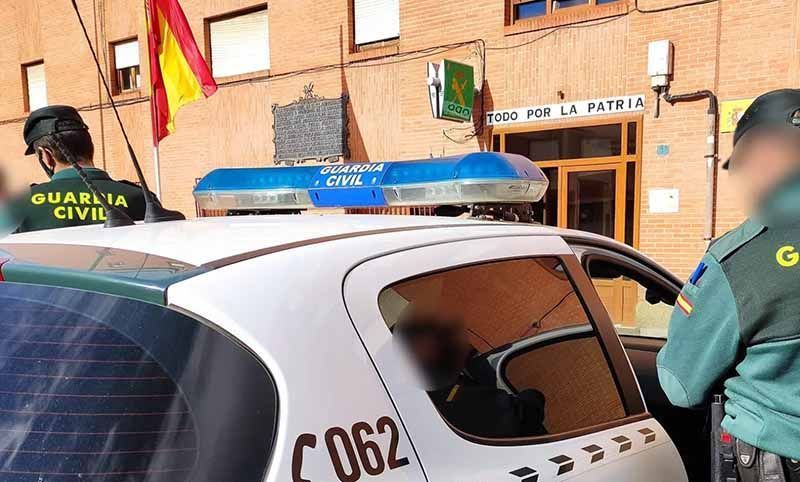 Detenido un joven de 27 años por una agresión con arma blanca en Benavente 1