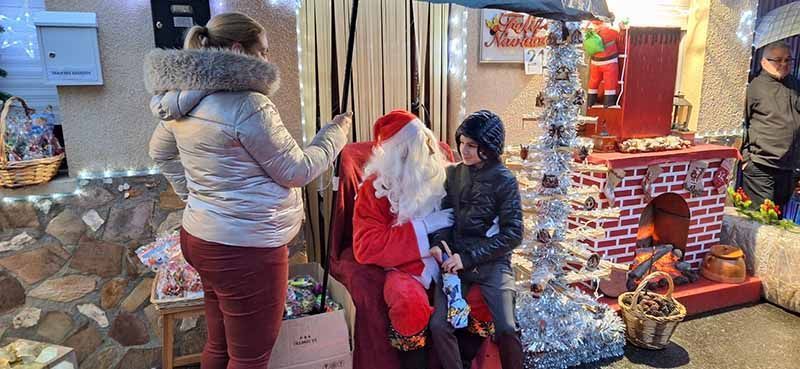 La ilusión vence al frío: Tábara se vuelve a llenar de magia con la llegada de Papá Noel 11