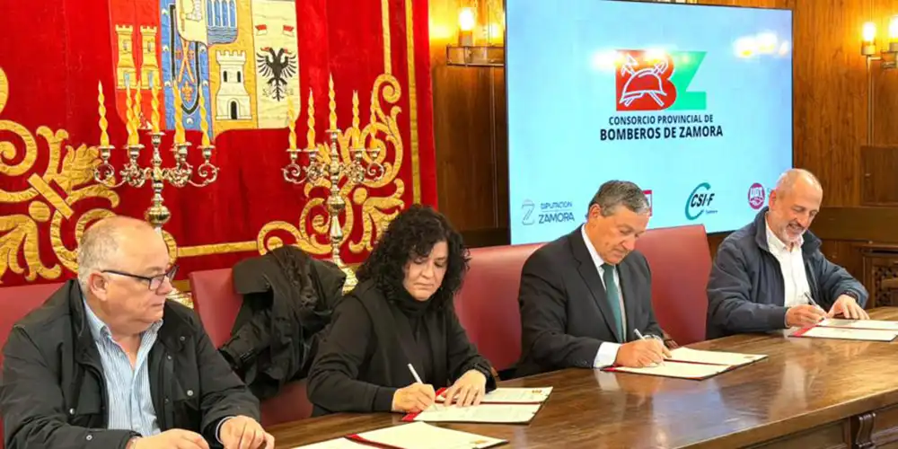 La Diputación de Zamora y los sindicatos del Consorcio de Bomberos firman el acuerdo definitivo para pasar a ser funcionarios de la institución provincial el 1 de enero de 2028