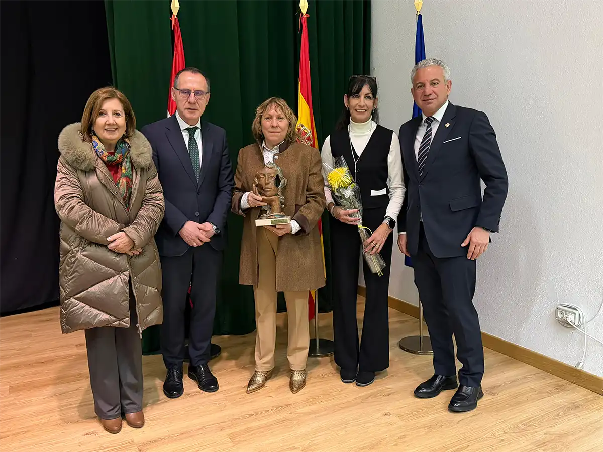 Los Premios Izcala reconocen la labor de Florencia Pozuelo y de la Asociación Beatriz de Suabia en la promoción de la igualdad en el ámbito penitenciario