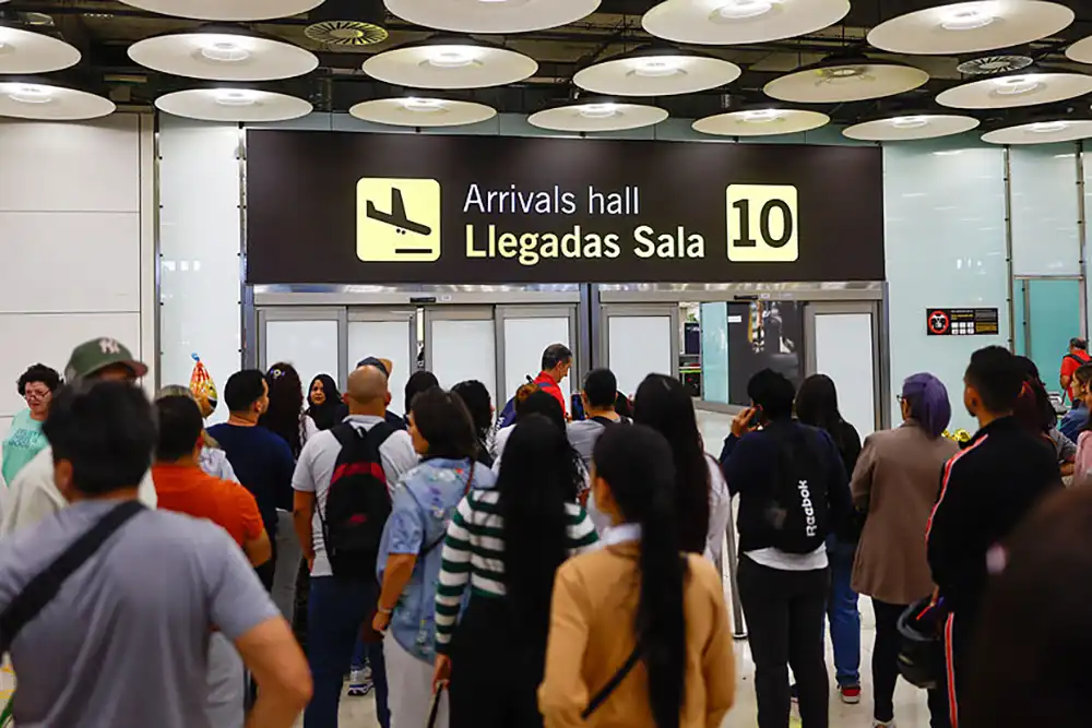 El turismo internacional arranca 2026 al alza: más gasto y más visitantes en febrero
