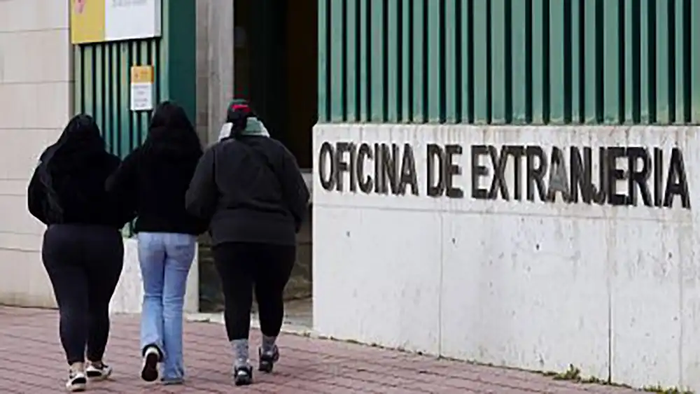 España abre un proceso extraordinario de regularización para miles de migrantes a partir del 16 de abril