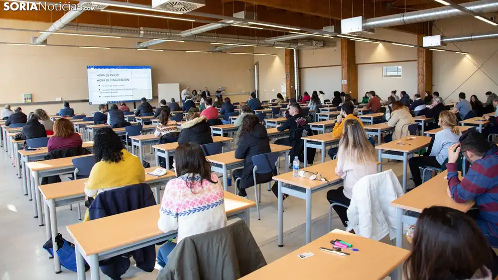 La Junta celebrará las oposiciones de Secundaria y otros cuerpos el sábado 20 de junio en las que participarán más de 15.000 aspirantes