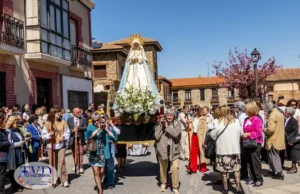 Tábara celebra el Domingo de Resurrección con la emotiva procesión del Santo Encuentro