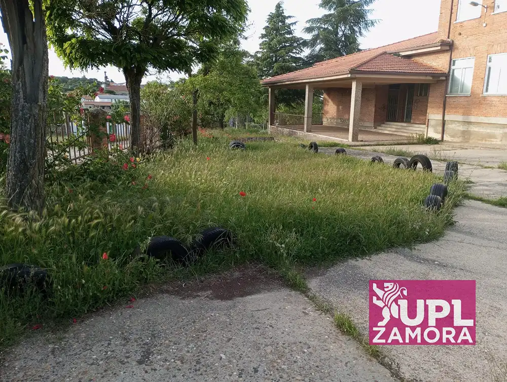 UPL denuncia el abandono del colegio de Almeida de Sayago y exige una actuación urgente por riesgo para los menores