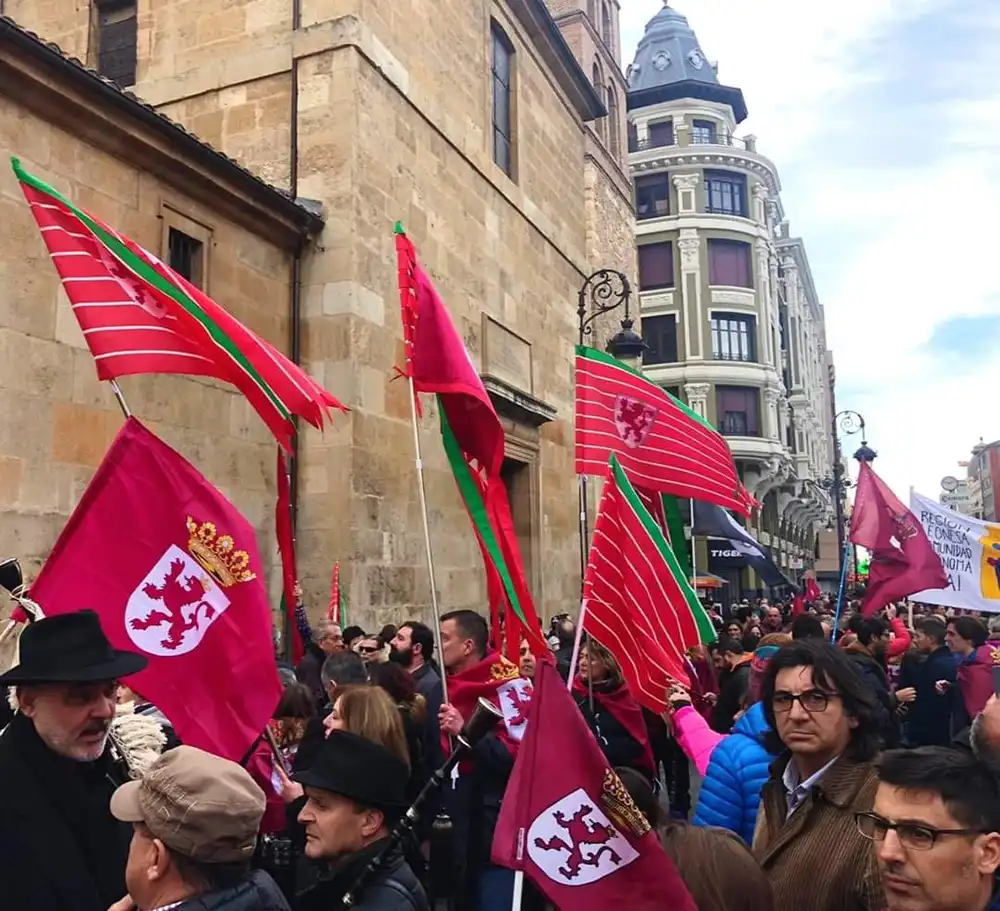UPL se suma a la manifestación contra los recortes ferroviarios y reivindica sus acciones en defensa del tren en Zamora