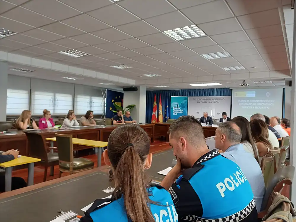 Protección Civil refuerza la preparación ante grandes eventos y el eclipse solar de 2026 con un curso nacional en Valladolid