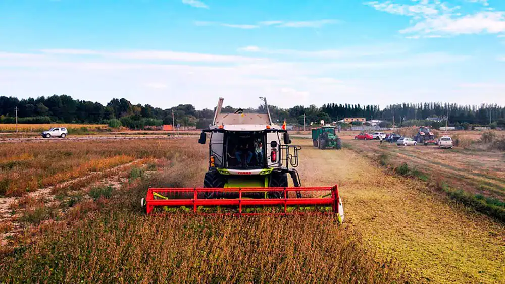 Más de 563.000 agricultores y ganaderos solicitan las ayudas de la PAC 2026 por casi 4.900 millones de euros