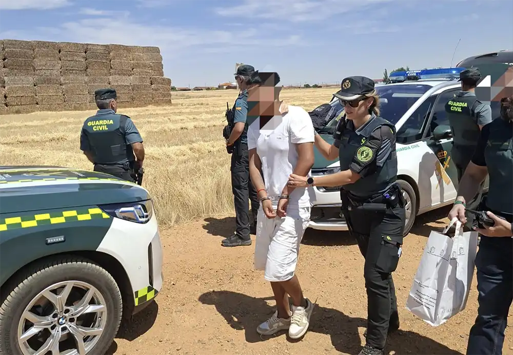 Tres detenidos en Fontanillas de Castro tras una persecución iniciada en A Coruña y coordinada por la Guardia Civil