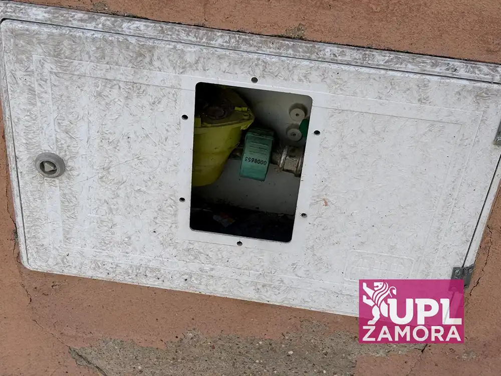 UPL denuncia cortes de agua y exige explicaciones al Ayuntamiento de Morales del Vino por una deuda de 260.000 euros