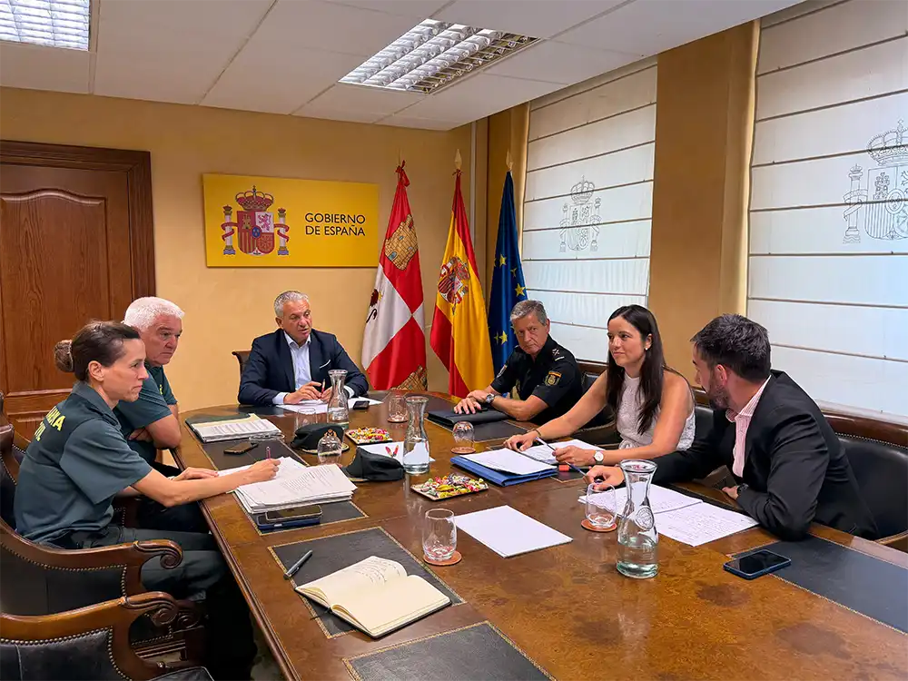 El eclipse deja un balance positivo en Castilla y León con 138.000 asistentes y sin incidencias graves 1 El eclipse deja un balance positivo en Castilla y León con 138.000 asistentes y sin incidencias graves