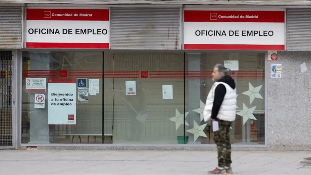 El paro sube en julio en 19.517 personas, pero se mantiene en su nivel más bajo para este mes desde 2007 1 El paro sube en julio en 19.517 personas, pero se mantiene en su nivel más bajo para este mes desde 2007