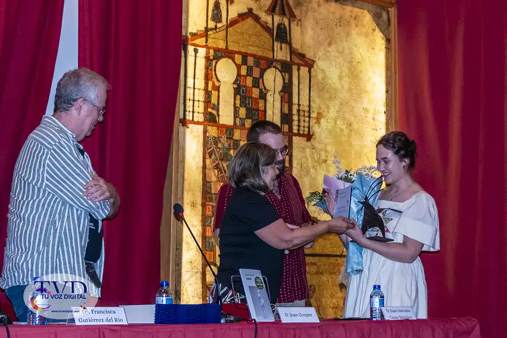 Juan María Calles gana el XXV Premio Internacional de Poesía “León Felipe” de Tábara con La tierra prometida 33