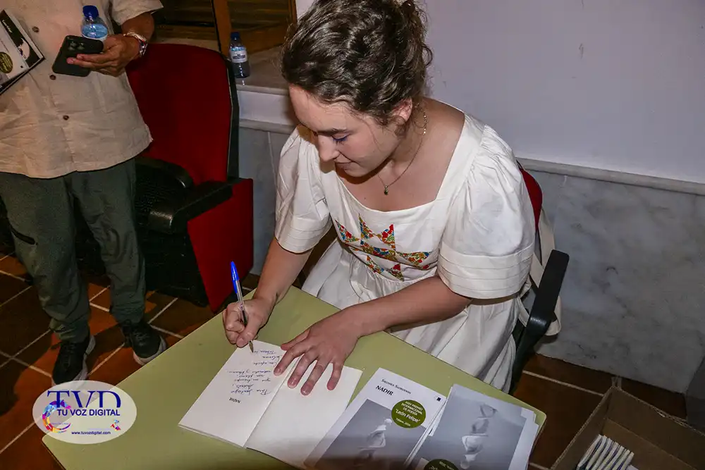 Juan María Calles gana el XXV Premio Internacional de Poesía “León Felipe” de Tábara con La tierra prometida 48
