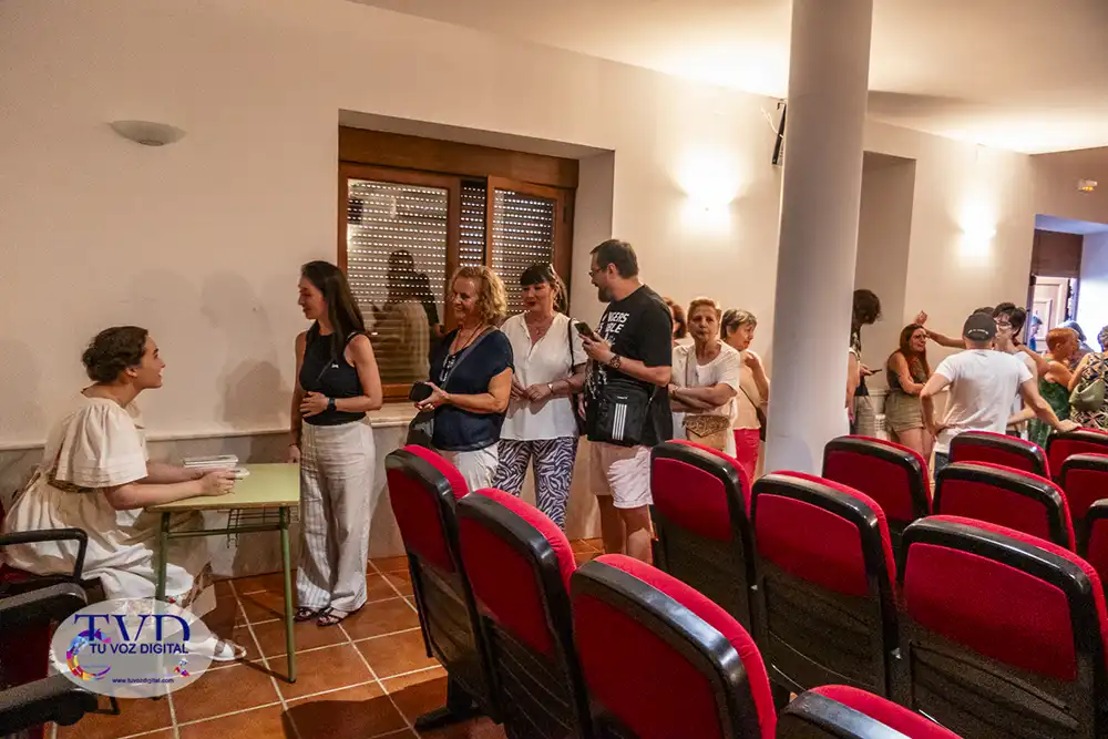 Juan María Calles gana el XXV Premio Internacional de Poesía “León Felipe” de Tábara con La tierra prometida 52
