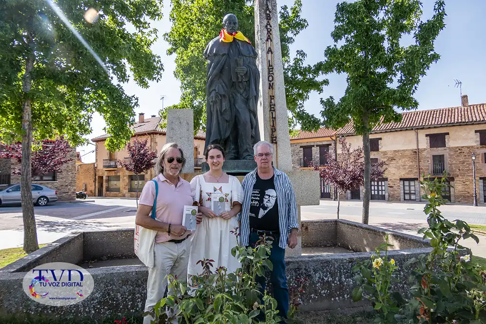 Juan María Calles gana el XXV Premio Internacional de Poesía “León Felipe” de Tábara con La tierra prometida 13