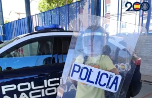 La Policía Nacional acerca su trabajo a 140 escolares de Zamora con exhibiciones de medios policiales durante el verano