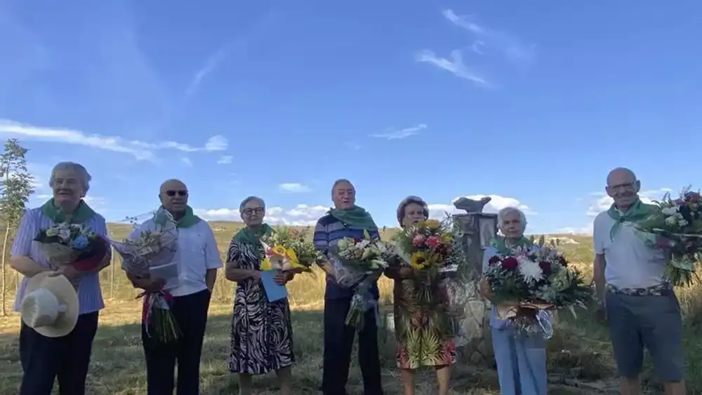 Sesnández abraza a sus 80 años: un homenaje tejido con memoria, familia y amor por el pueblo 2