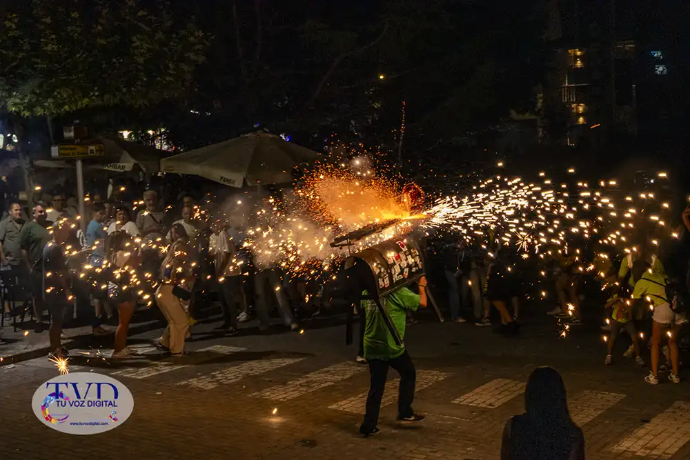 Tábara no baja el ritmo: juegos, merienda, bingo, música y toro de fuego en una jornada para disfrutar hasta la madrugada 28
