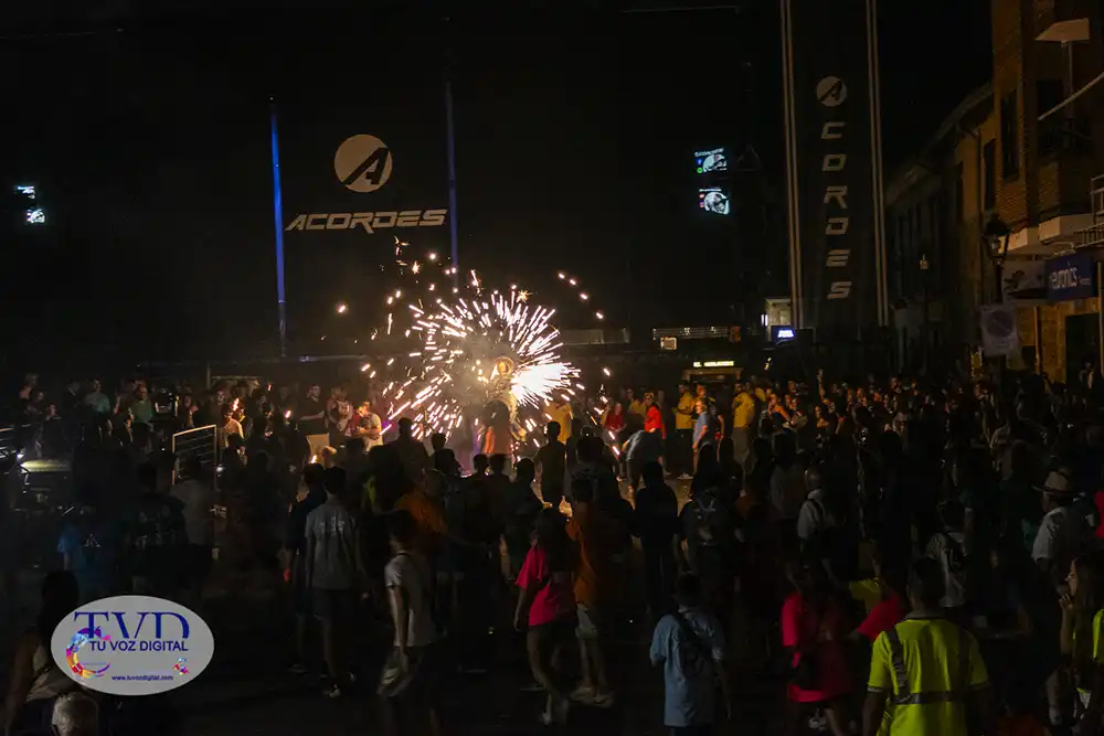 Tábara no baja el ritmo: juegos, merienda, bingo, música y toro de fuego en una jornada para disfrutar hasta la madrugada 33
