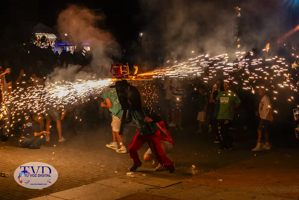 Tábara enciende sus fiestas patronales con el color de las peñas, la música y la emoción del pregón 61