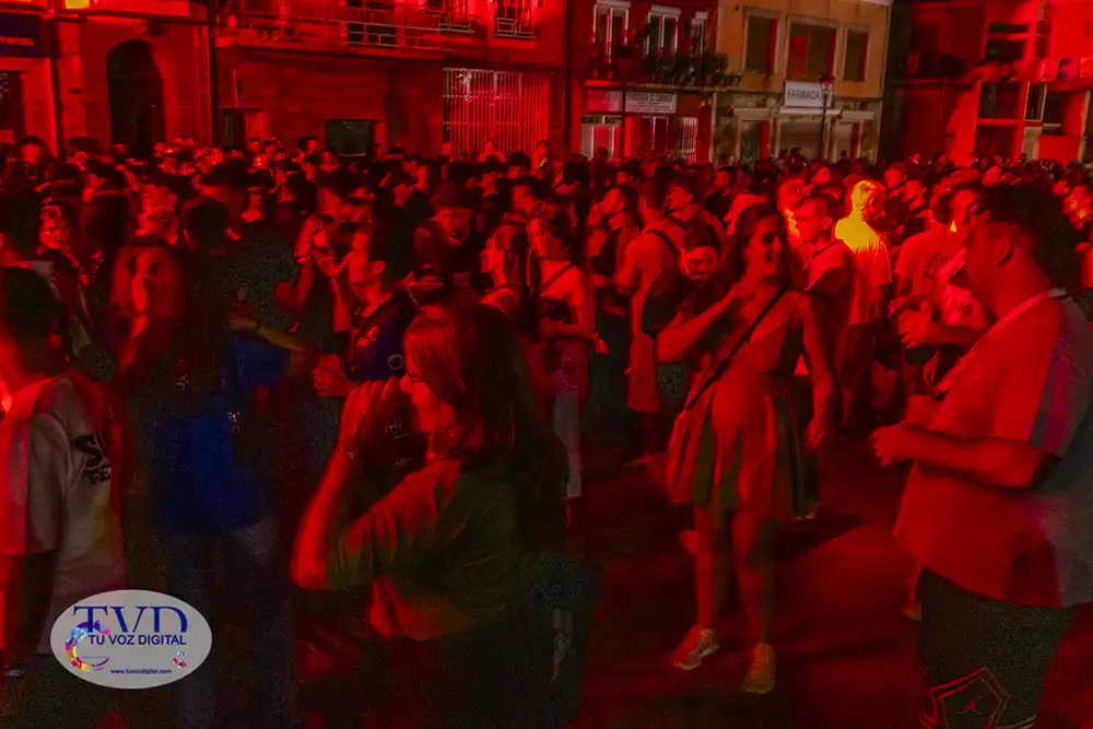 Tábara enciende sus fiestas patronales con el color de las peñas, la música y la emoción del pregón 34