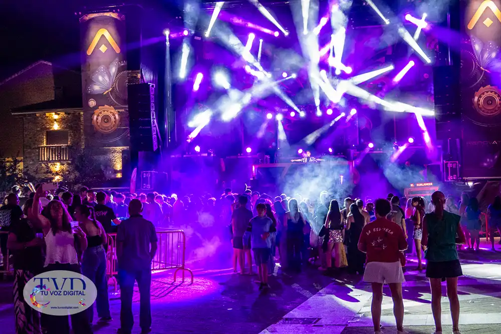 Tábara enciende sus fiestas patronales con el color de las peñas, la música y la emoción del pregón 31