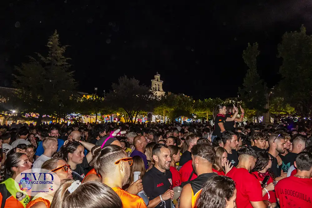 Tábara enciende sus fiestas patronales con el color de las peñas, la música y la emoción del pregón 49
