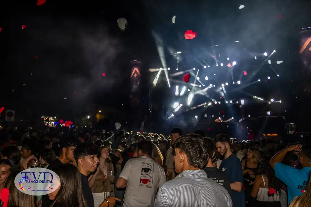 Tábara enciende sus fiestas patronales con el color de las peñas, la música y la emoción del pregón 46