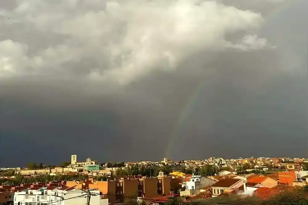 Zamora activa el aviso amarillo por lluvias y tormentas para esta tarde 1