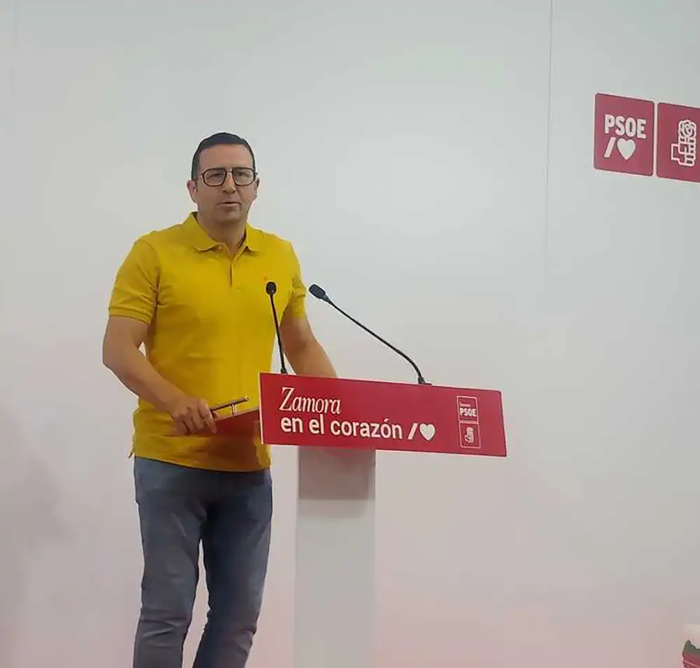 El PSOE denuncia que la Junta deja sin transporte escolar a alumnos de FP de Sayago 1