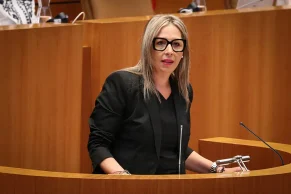 PP y Vox rechazan la propuesta del PSOE para ampliar las ayudas a familias, autónomos y agricultores en Castilla y León